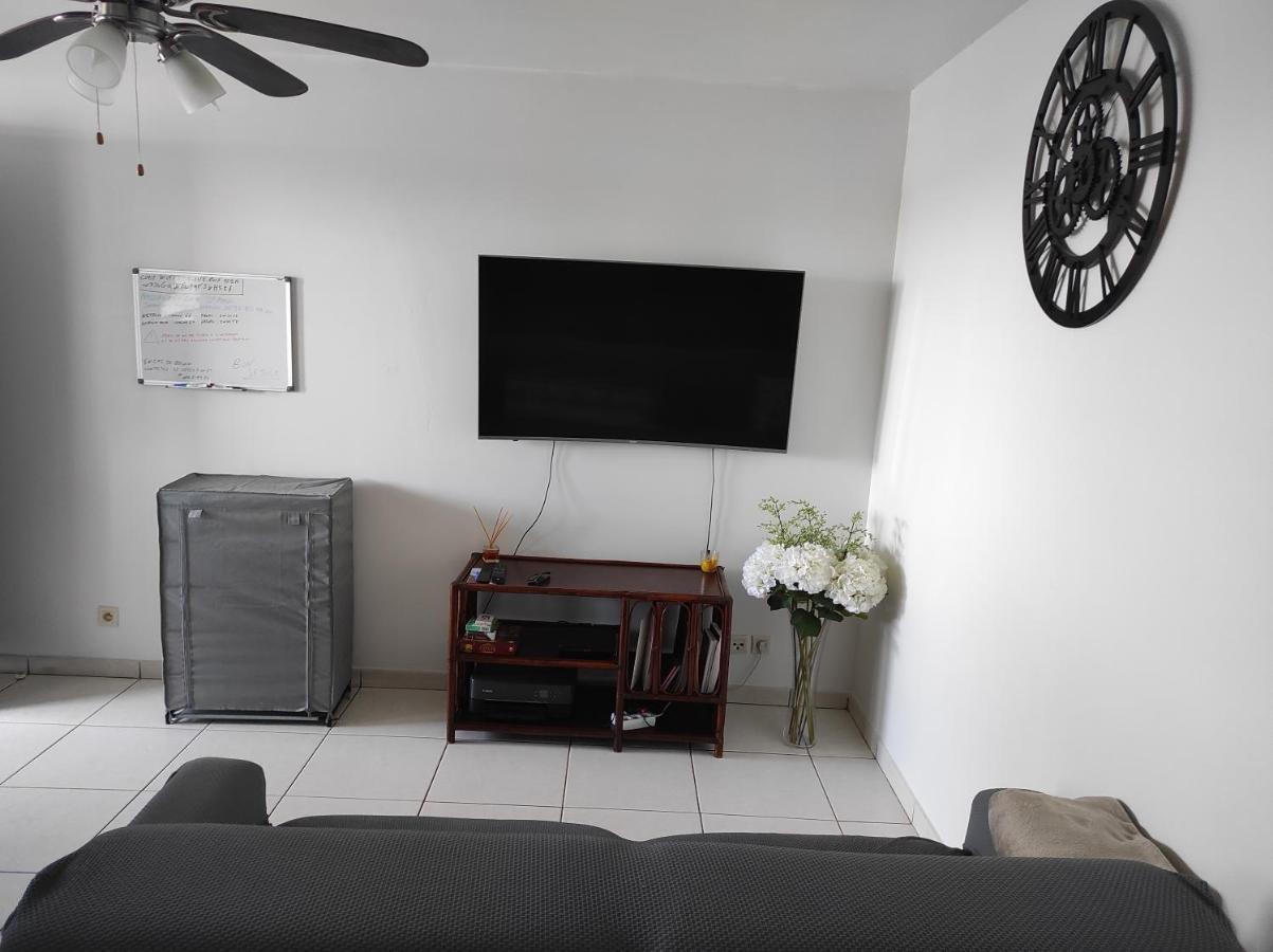 Charmant Appt Proche De Toutes Commodites Ла Посесион Екстериор снимка
